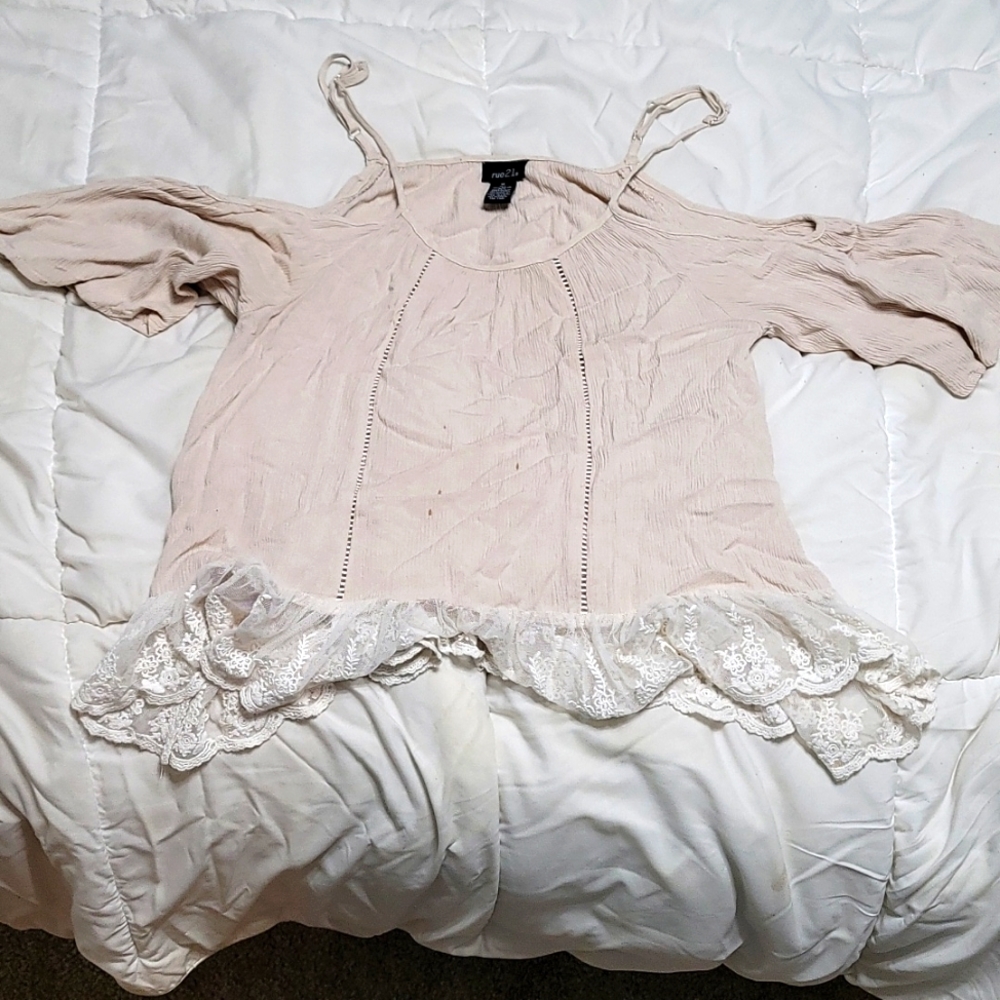 Blouse/ Top